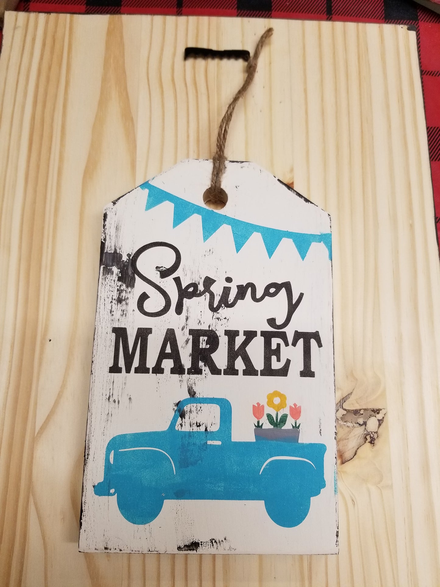 Spring Market Tag